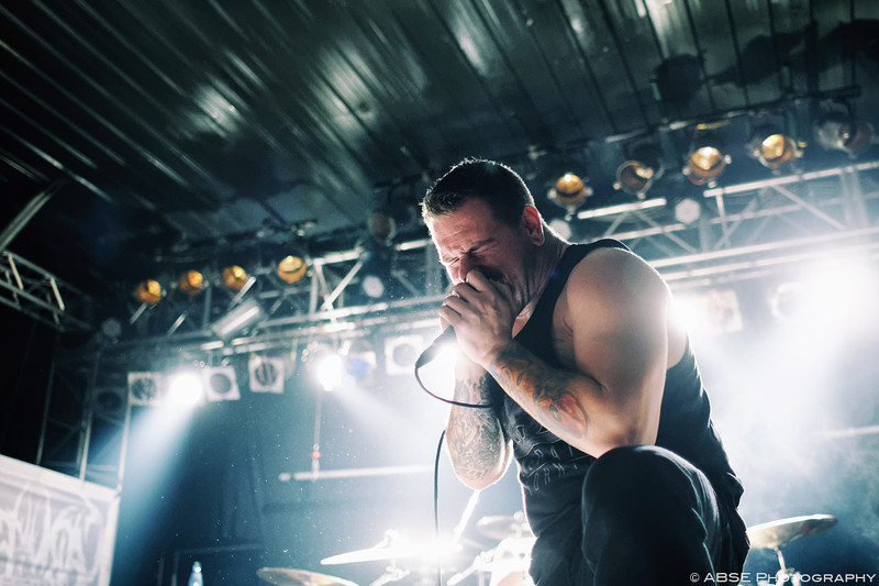 http://music.absephotography.com/wp-content/uploads/2015/12/within-the-ruins-progressive-metalcore-backstage-munich-1-800x533.jpg