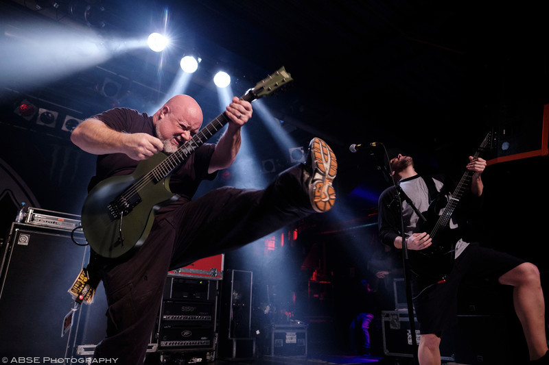 http://music.absephotography.com/wp-content/uploads/2019/02/walls-of-jericho-metalcore-hardcore-mad-tourbooking-bakstage-munich-germany-concert-006-800x533.jpg